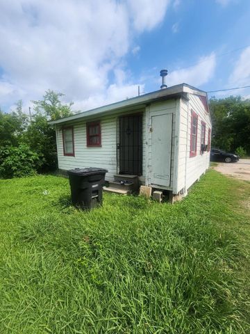 332 Pennsylvania Street, Houston, TX 77029