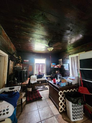 332 Pennsylvania Street, Houston, TX 77029