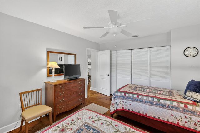 100 S TREMAIN STREET F1, Mount Dora, FL 32757