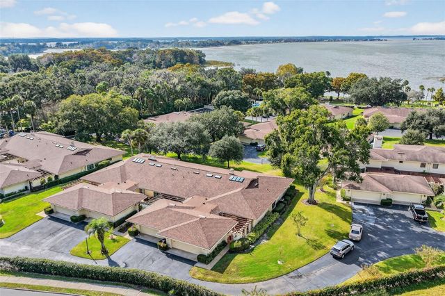 100 S TREMAIN STREET F1, Mount Dora, FL 32757