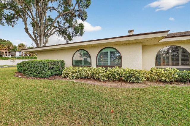 100 S TREMAIN STREET F1, Mount Dora, FL 32757