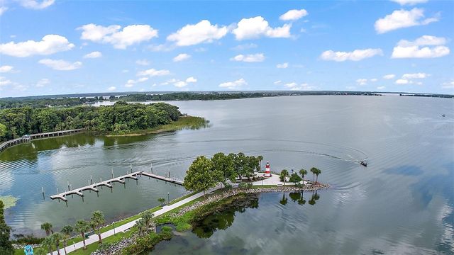 100 S TREMAIN STREET F1, Mount Dora, FL 32757