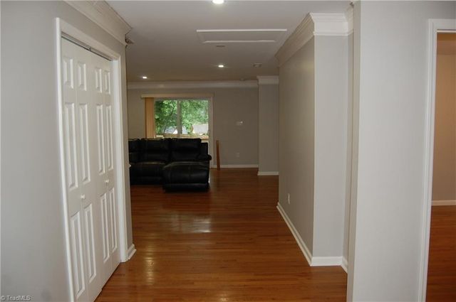 120 Oak Summit Road, Winston-salem, NC 27105