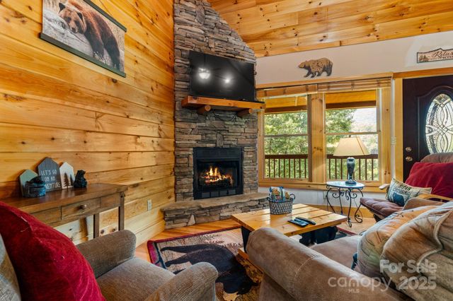55 Kirkland Mountain Lane, Bryson City, NC 28713