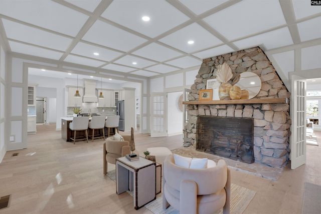 35 Lakecrest Drive, Columbia, SC 29206