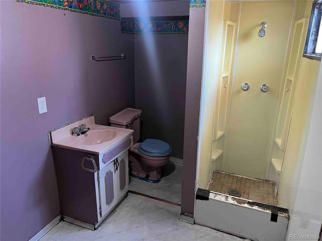 6940 Mariposa Street, Denver, CO 80221