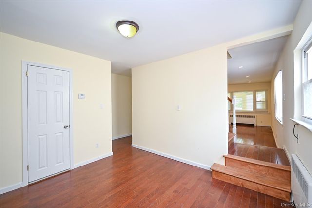 137-10 64th Road, Flushing, NY 11367