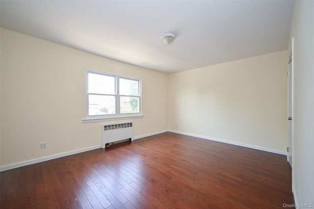 137-10 64th Road, Flushing, NY 11367