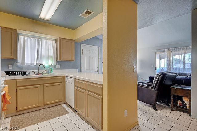 2725 South Nellis Boulevard 2023, Las Vegas, NV 89121