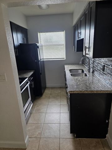 3941 NW 30TH Terrace NW 2, Lauderdale Lakes, FL 33309