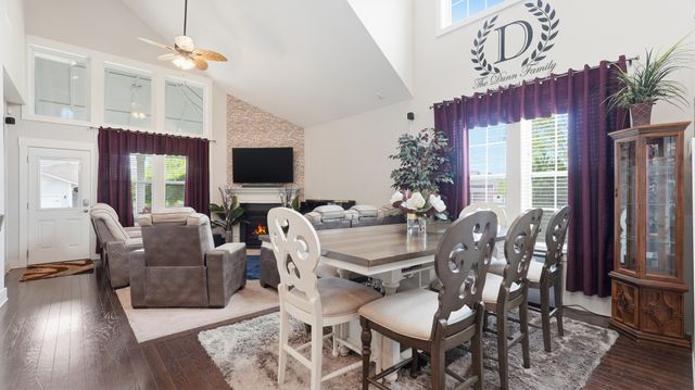 1551 Drakes Creek Rd, Hendersonville, TN 37075
