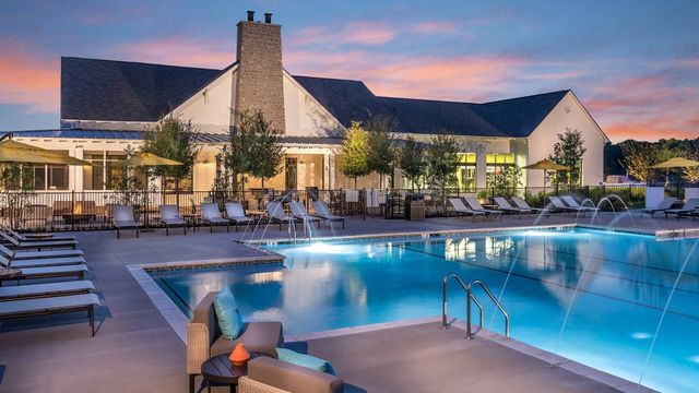 1551 Drakes Creek Rd, Hendersonville, TN 37075