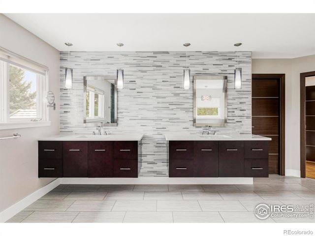 8528 Skyland Drive, Niwot, CO 80503