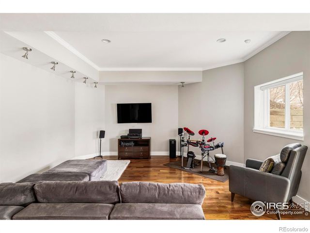 8528 Skyland Drive, Niwot, CO 80503