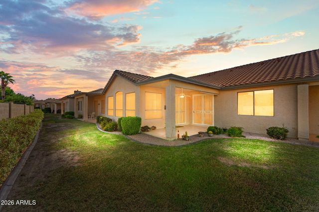 23753 S VACATION Way, Sun Lakes, AZ 85248