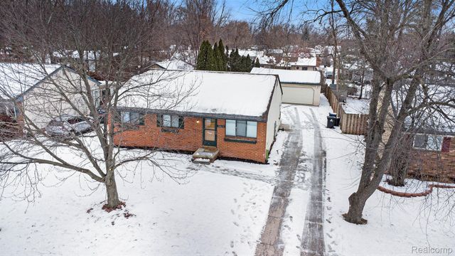 33670 Harvard Street, Westland, MI 48186