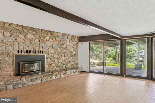 548 RIVER BEND RD, Great Falls, VA 22066