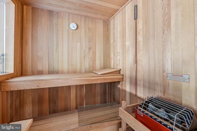 548 RIVER BEND RD, Great Falls, VA 22066