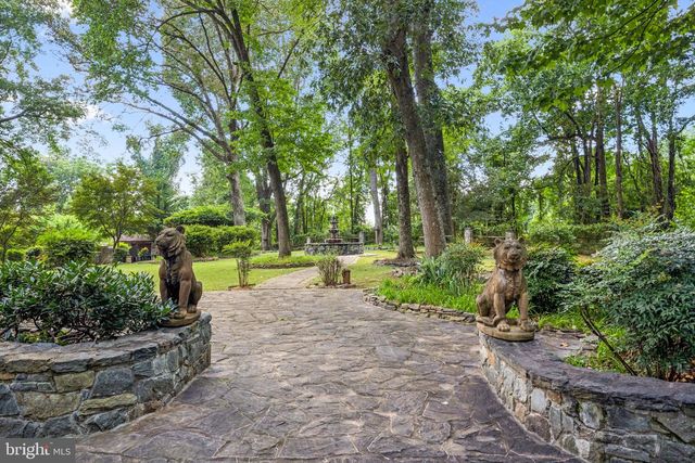 548 RIVER BEND RD, Great Falls, VA 22066