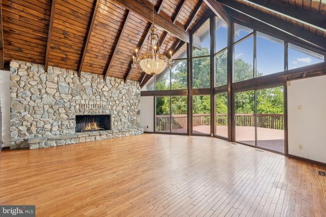 548 RIVER BEND RD, Great Falls, VA 22066