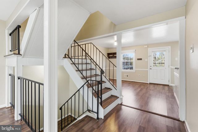 7960 CENTRAL PARK CIR, Alexandria, VA 22309