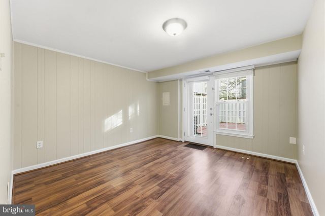 7960 CENTRAL PARK CIR, Alexandria, VA 22309