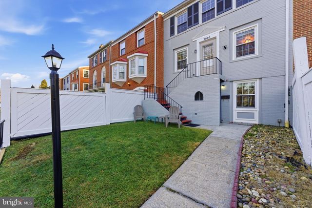 7960 CENTRAL PARK CIR, Alexandria, VA 22309