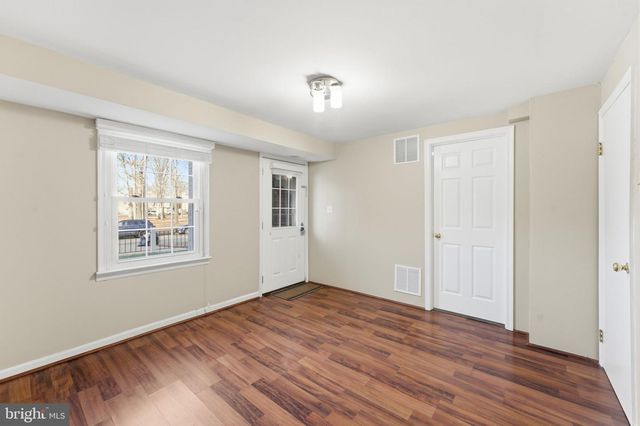 7960 CENTRAL PARK CIR, Alexandria, VA 22309