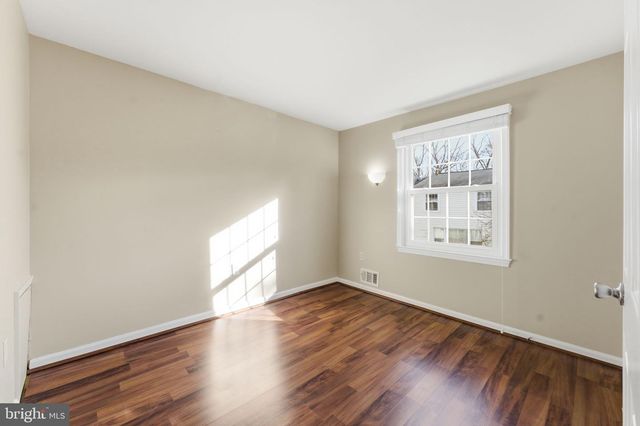 7960 CENTRAL PARK CIR, Alexandria, VA 22309