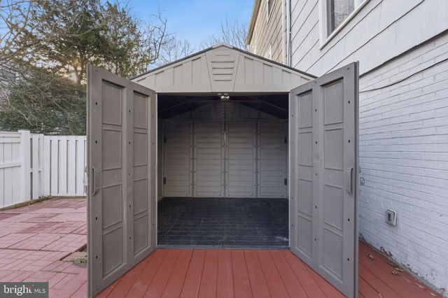 7960 CENTRAL PARK CIR, Alexandria, VA 22309