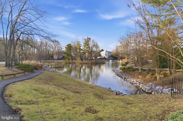 7960 CENTRAL PARK CIR, Alexandria, VA 22309