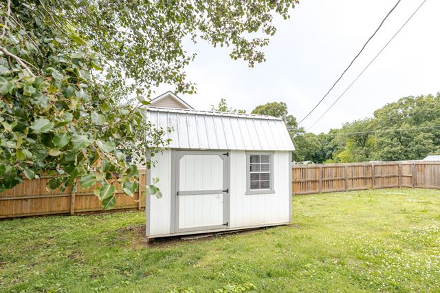 238 Elm Ave, Lewisburg, TN 37091