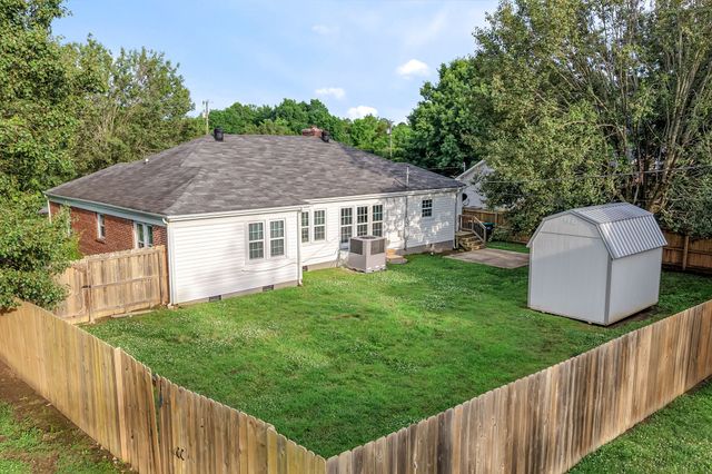 238 Elm Ave, Lewisburg, TN 37091