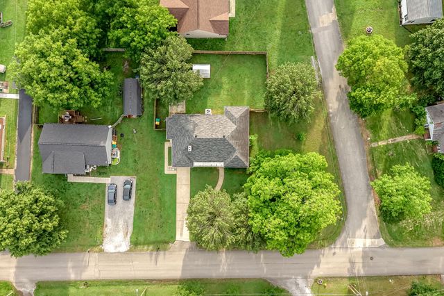 238 Elm Ave, Lewisburg, TN 37091