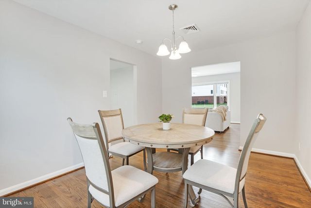 1102 BURTON ST, Woodbridge, VA 22191