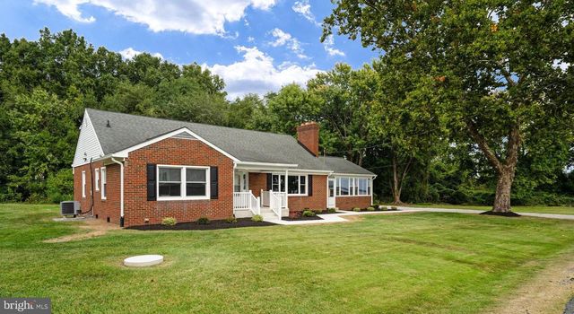 1102 BURTON ST, Woodbridge, VA 22191