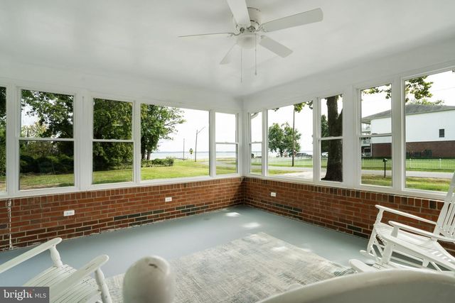 1102 BURTON ST, Woodbridge, VA 22191