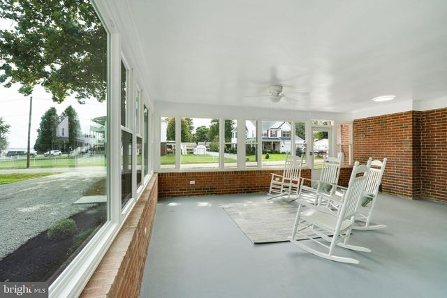 1102 BURTON ST, Woodbridge, VA 22191