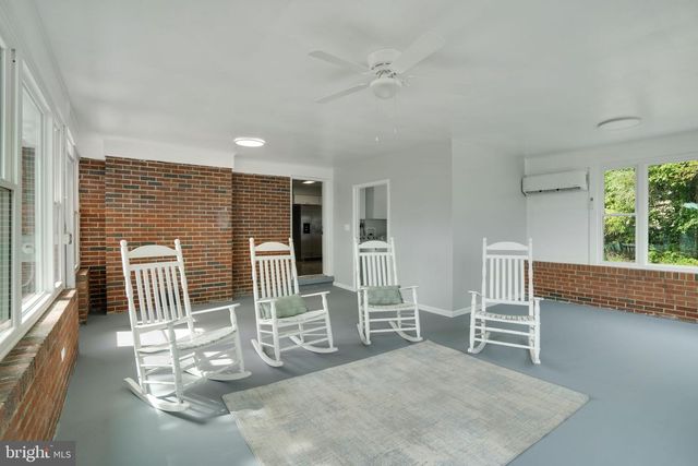 1102 BURTON ST, Woodbridge, VA 22191