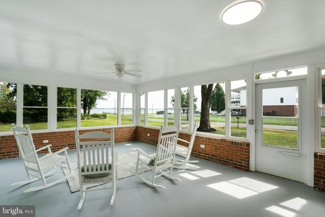 1102 BURTON ST, Woodbridge, VA 22191