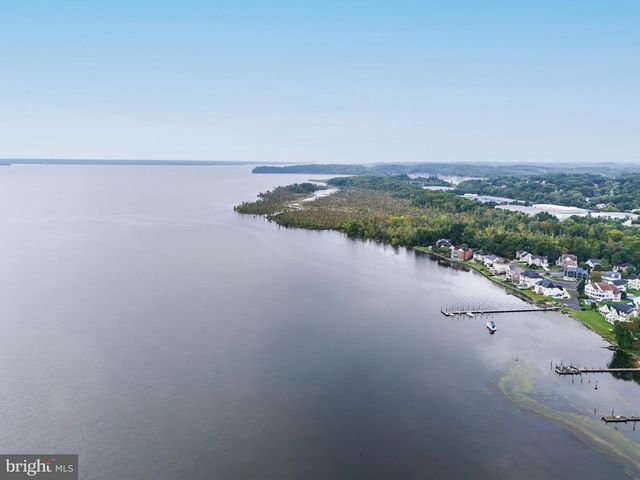 1102 BURTON ST, Woodbridge, VA 22191