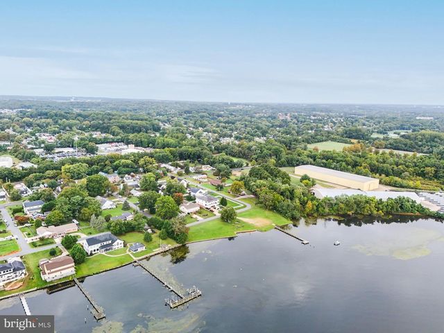 1102 BURTON ST, Woodbridge, VA 22191