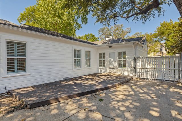 4329 Greenbrier Drive, University Park, TX 75225