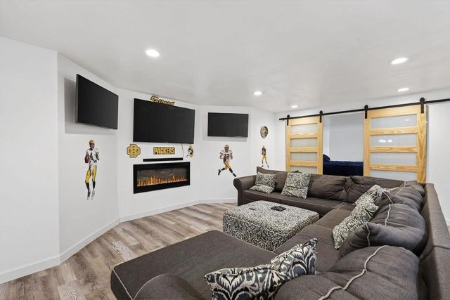 N177 Summer Hill Court, Watertown, WI 53098