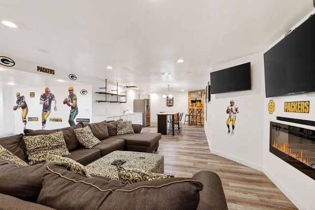 N177 Summer Hill Court, Watertown, WI 53098