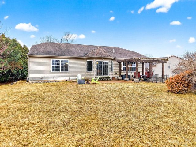 N177 Summer Hill Court, Watertown, WI 53098