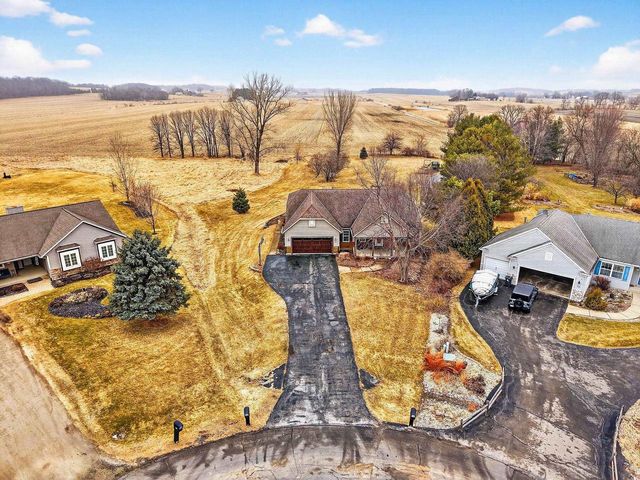 N177 Summer Hill Court, Watertown, WI 53098