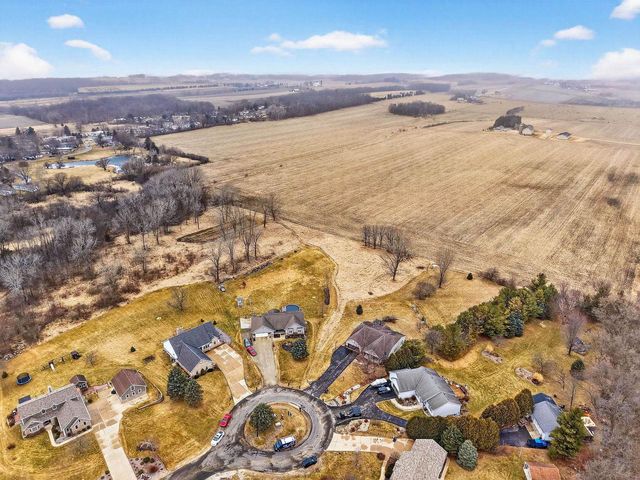 N177 Summer Hill Court, Watertown, WI 53098