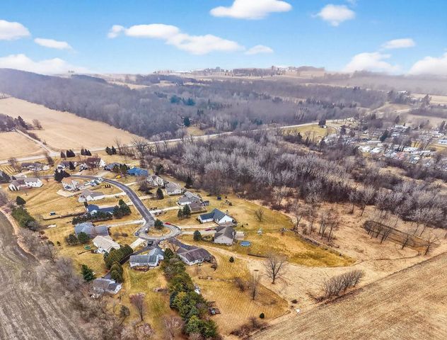 N177 Summer Hill Court, Watertown, WI 53098