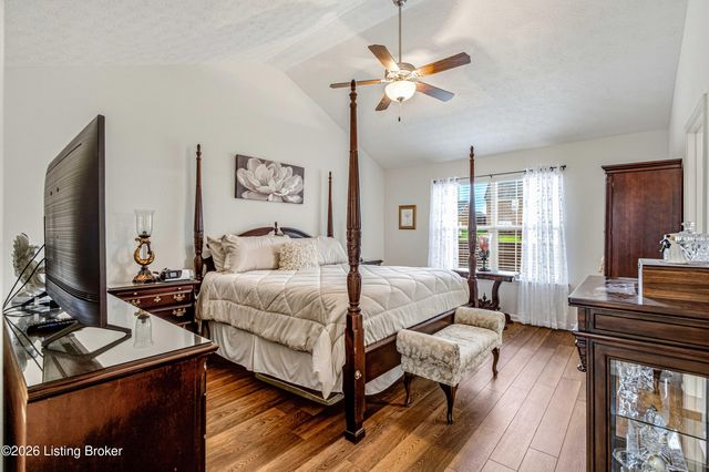 128 Ginger Dr, Mt Washington, KY 40047